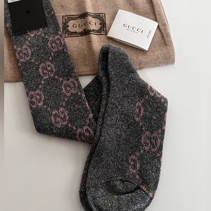 NWT- Gucci Grey and Pink Lame’ Socks sz Med.